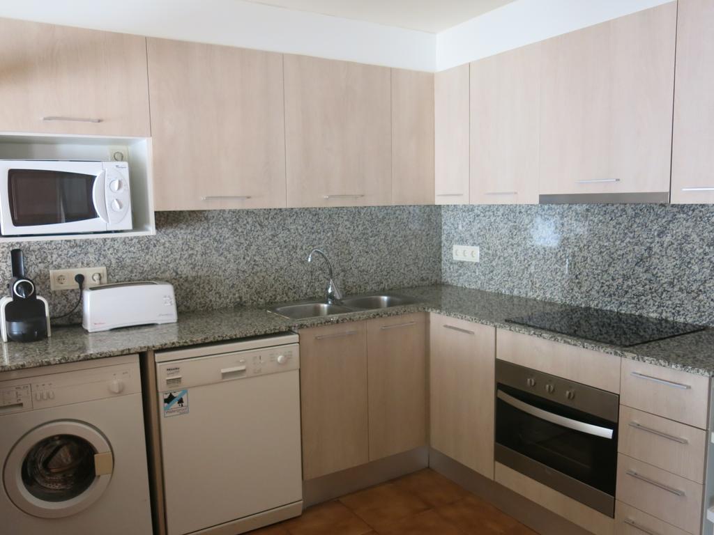 Apartamentos Rurales Les Barnedes Мольо Экстерьер фото