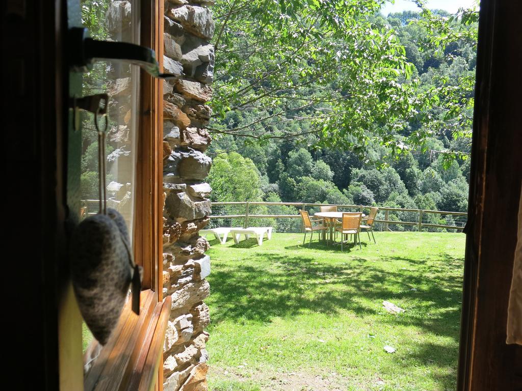 Apartamentos Rurales Les Barnedes Мольо Экстерьер фото