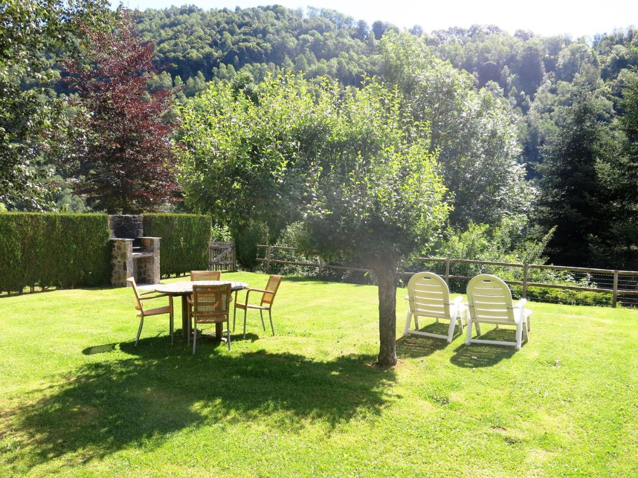 Apartamentos Rurales Les Barnedes Мольо Экстерьер фото