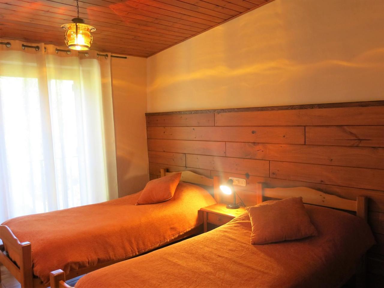 Apartamentos Rurales Les Barnedes Мольо Экстерьер фото