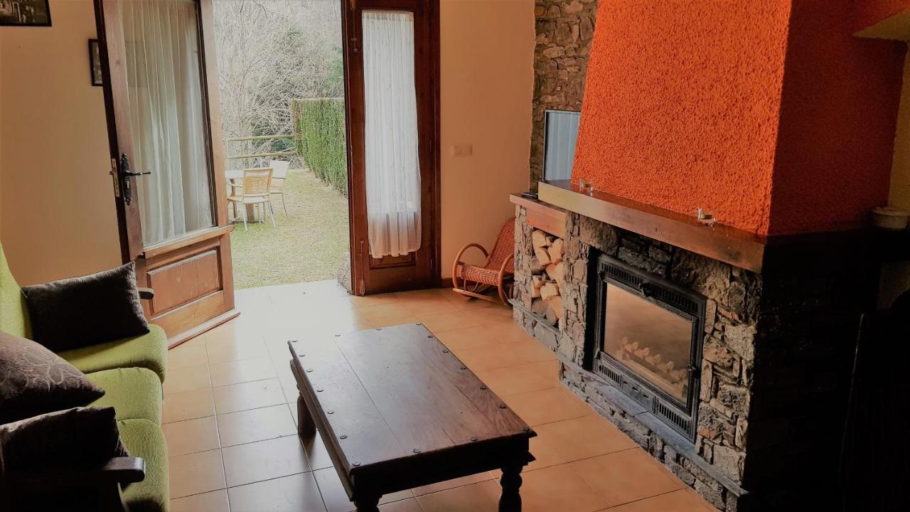 Apartamentos Rurales Les Barnedes Мольо Экстерьер фото